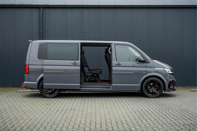 Volkswagen Carravelle | Automaat | Led | Camera | Carplay | Navi | Zijschuifdeur R+L | Adapt.Cruise | Trekhaak 